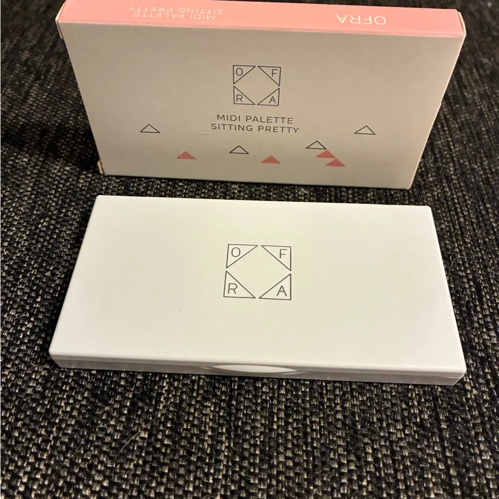 OFRA Midi Palette Sitting Pretty $35 MSRP 3 Pan Blush & Highlighter NIB
